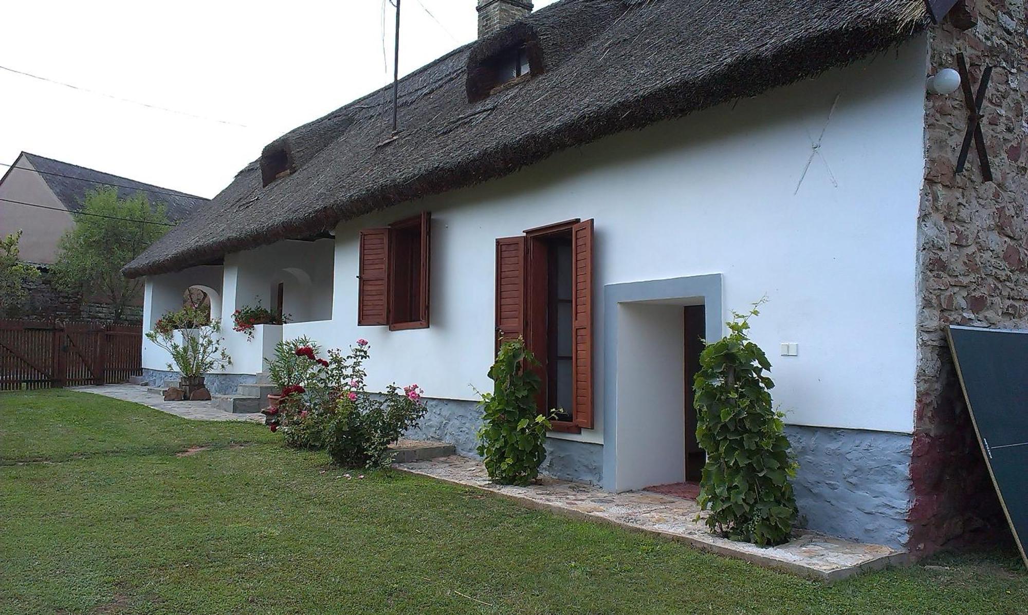 פלוזנק Country House Balaton מראה חיצוני תמונה
