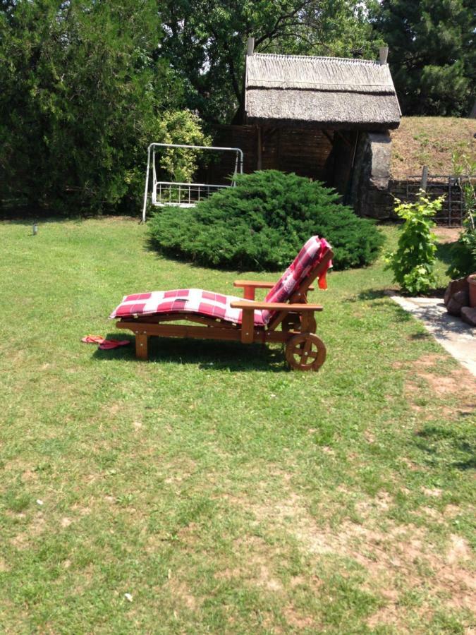 פלוזנק Country House Balaton מראה חיצוני תמונה